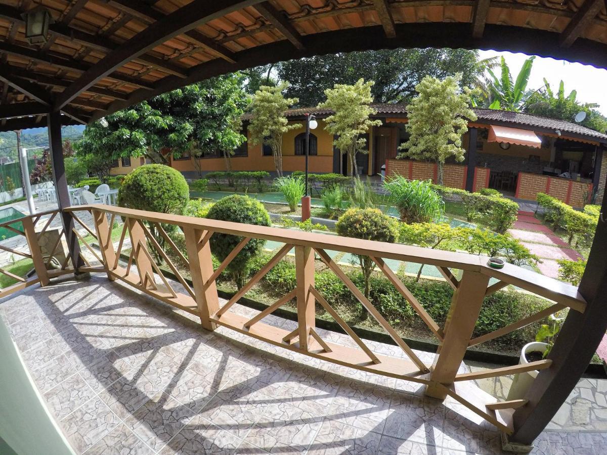 Casa De Temporada Refugio Das Aguias أوباتوبا المظهر الخارجي الصورة
